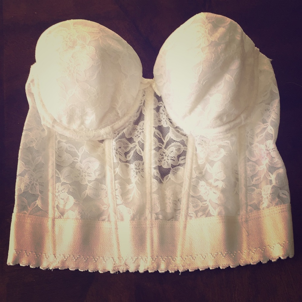 White Ribbed Lace Corset 32C